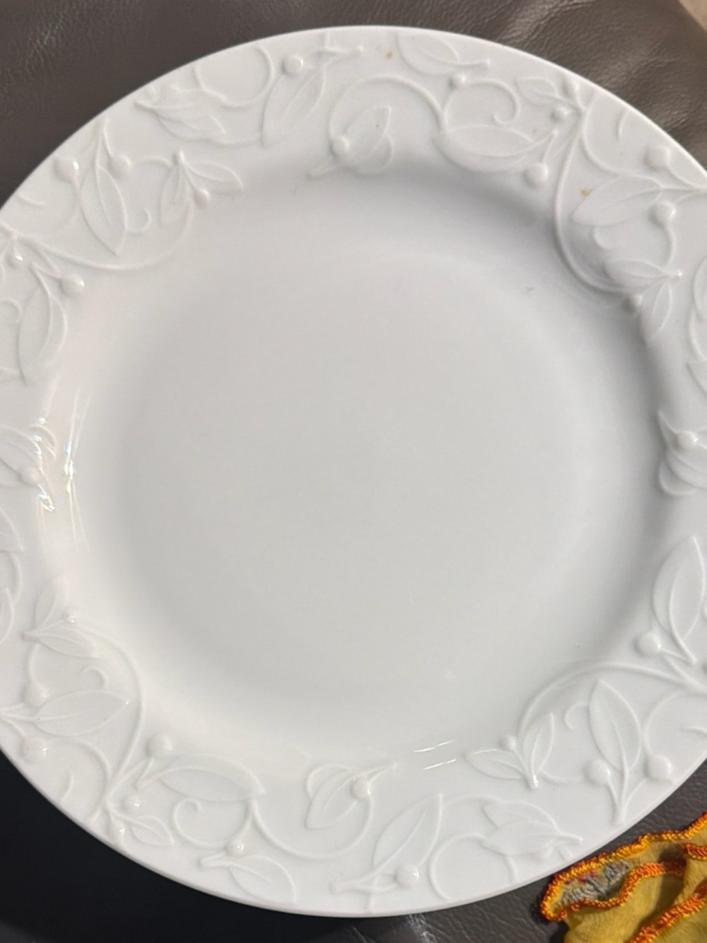 Dansk White Embossed Leaf Dinner Plate
